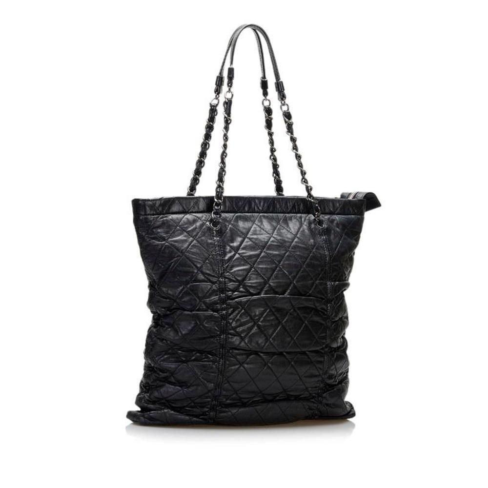 Chanel Matelasse Chain Shoulder Bag Black